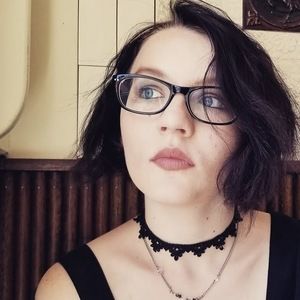 Meet your Posher, Maia